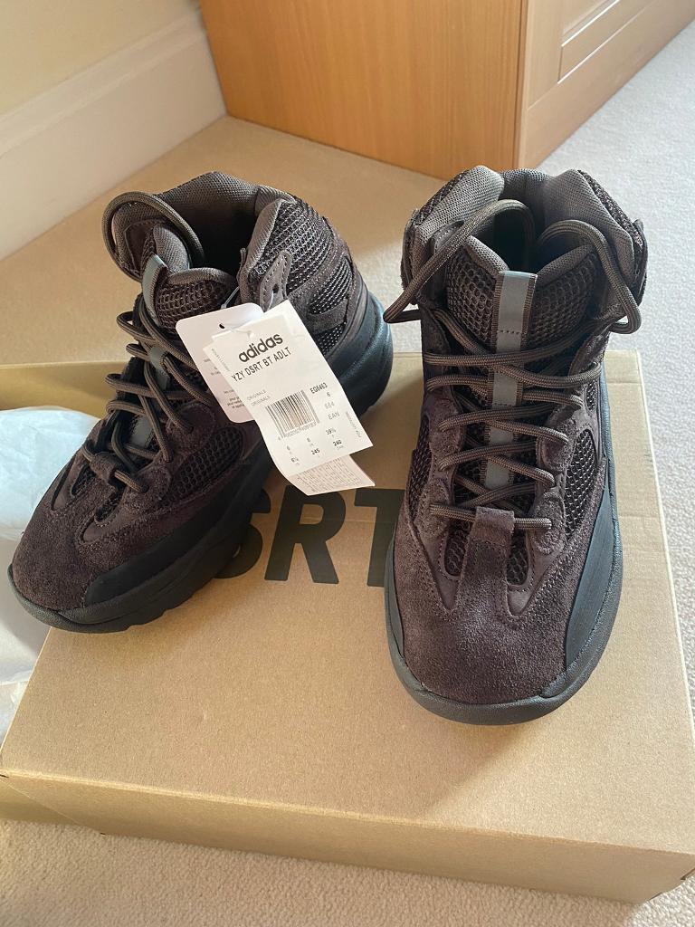 yeezy desert boot size 6